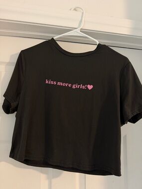 SHEIN Black Cropped Tee with Pink 'kiss more girls!' Print
